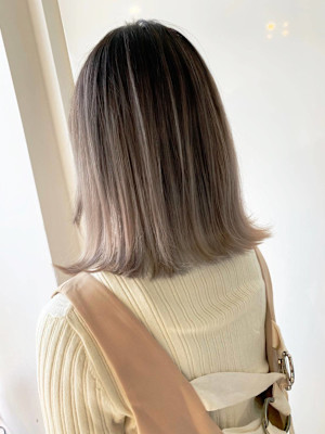 シルキーベージュ