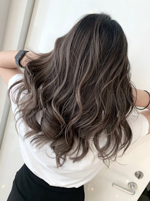 ブラウンアッシュ