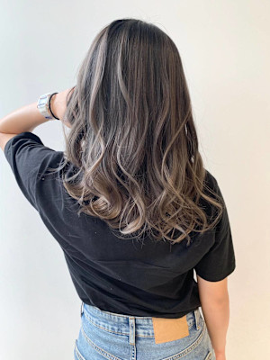 ミルクティーバレイヤージュ