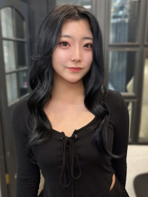 ダークグレージュ 透明感カラー レイヤーカット プルエクステ