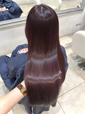 暖色/暖色カラー/縮毛矯正/カシスピンク/レイヤーカット