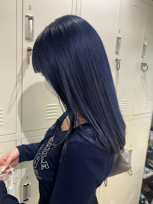 透明感×ツヤ感◎大人っぽネイビーブルー/ブリーチ