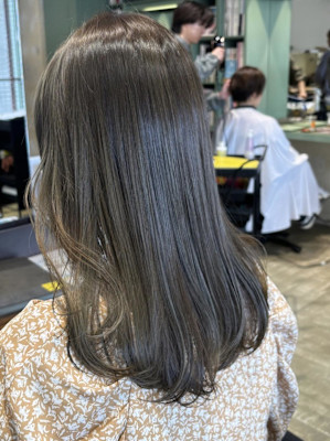 艶オリーブカラー