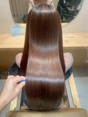 ヘアメディカルサロン新宿×スタイル