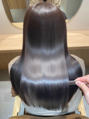 ヘアメディカルサロン大阪梅田 完全個室・髪質改善×スタイル