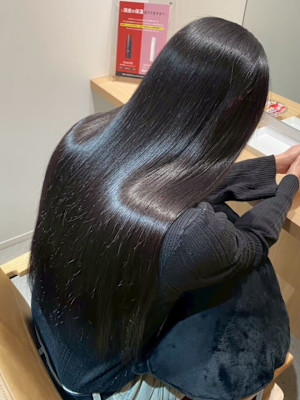 ヘアメディカルサロン大阪梅田 完全個室・髪質改善×スタイル