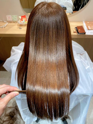 ヘアメディカルサロン大阪梅田 完全個室・髪質改善×スタイル