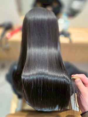 ヘアメディカルサロン大阪梅田 完全個室・髪質改善×スタイル