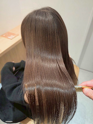 ヘアメディカルサロン大阪梅田 完全個室・髪質改善×スタイル