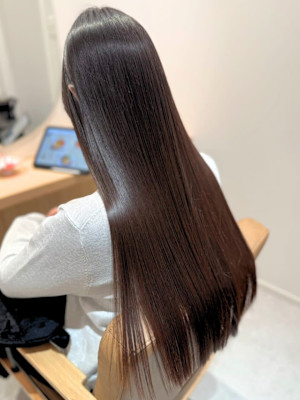 ヘアメディカルサロン大阪梅田 完全個室・髪質改善×スタイル