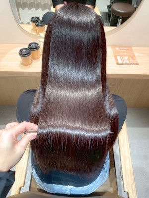 ヘアメディカルサロン大阪梅田 完全個室・髪質改善×スタイル