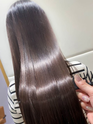 ヘアメディカルサロン大阪梅田 完全個室・髪質改善×スタイル