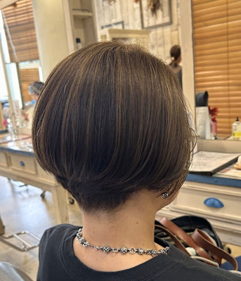 大人ショートボブ