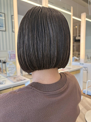 ワンレンミニボブ