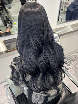 ネイビーブルー