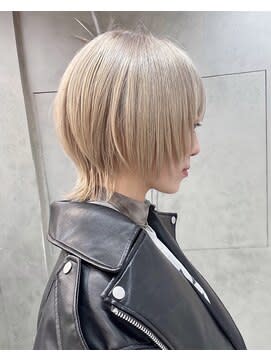 【ショートウルフ】ハイトーン　ブリーチ