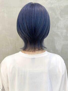 【ショートウルフ】ブルーカラー ハイトーン ブリーチ
