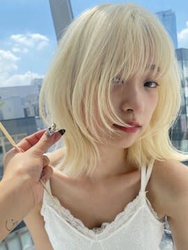 【ハイトーンウルフ】ウルフカット ハイトーン ブリーチ