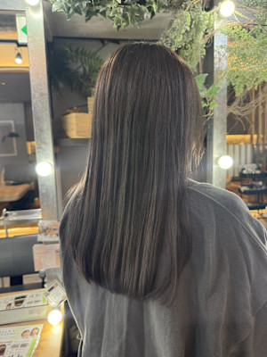 グレーアッシュ/ブリーチあり