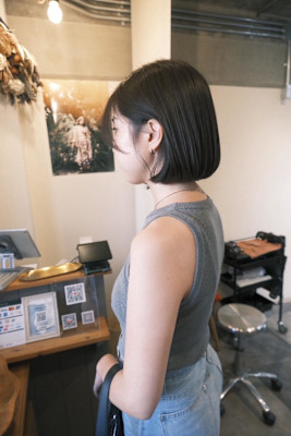 丸みボブ透明感カラー