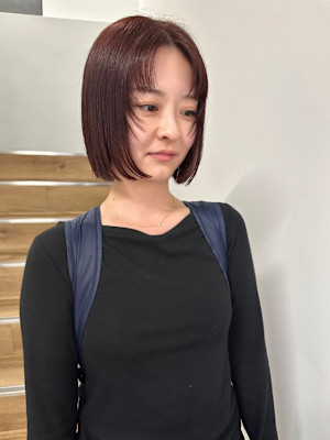 大人ボブ切りっぱなしボブフェイスレイヤーレッドボルドー