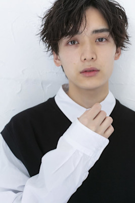 爽やかかき上げヘアーニュアンスパーマ韓国風所沢