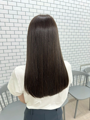 髪質改善×透明感グレージュカラー【担当：RYONA】