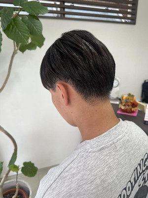 ピンッとならない自然な縮毛矯正