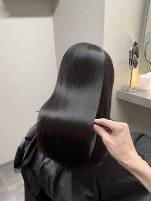 艶髪ストレート◆[髪質改善/縮毛矯正]
