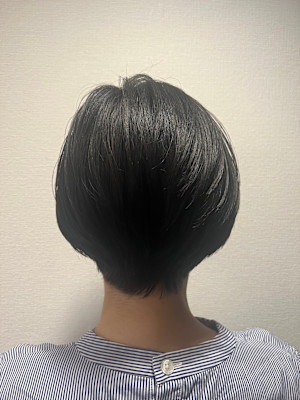 重めショートボブ