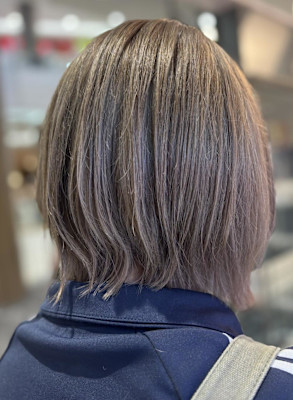 ミルクティーベージュ