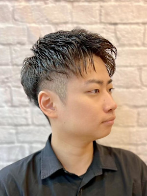 アップバングショート