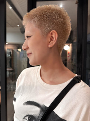 ベージュ/ミルクティベージュ/薬院