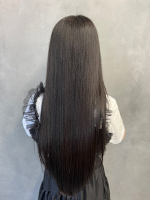 髪質改善ストレート　透明感カラー　艶髪