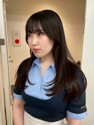 ハッシュカットウルフレイヤーミディアムロング横浜