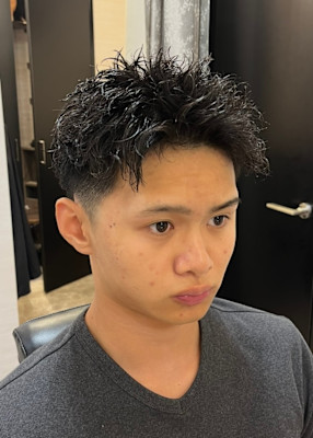 スパイキーショート×パーマスタイル