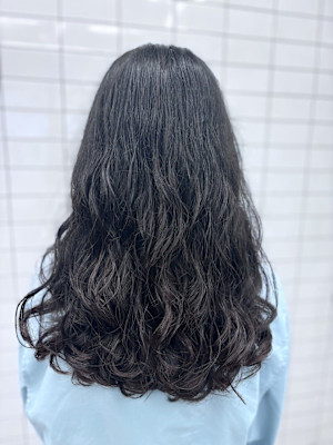 やわらか質感のデジタルパーマ。お手入れ簡単◎