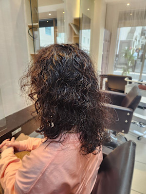 ミディアムパーマ　ナチュラルスパイラル