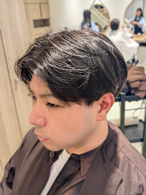 清潔感抜群のアップバングショート【三軒茶屋】