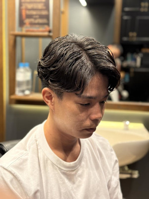 メンズパーマ　ビジネス　シチサン