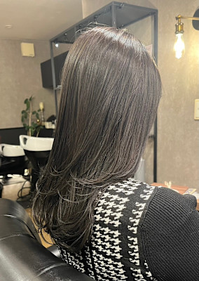 ノーブルグレージュレイヤー