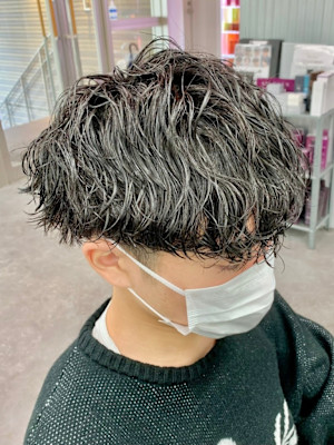 Genie -メンズカット & メンズパーマ 本厚木