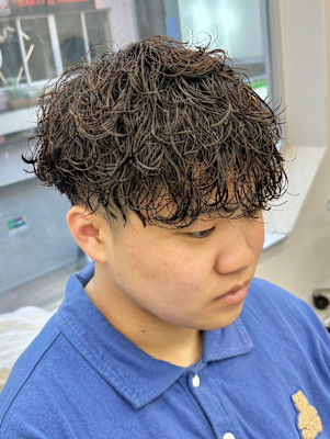 Genie -メンズカット & メンズパーマ 本厚木