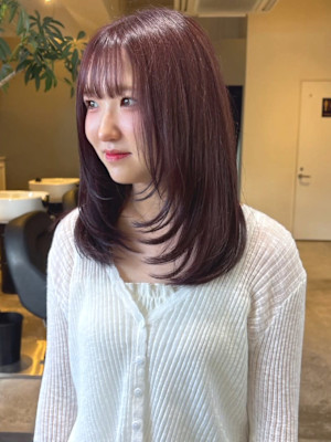 カシスピンク 暖色系カラー セミロング レイヤーカット