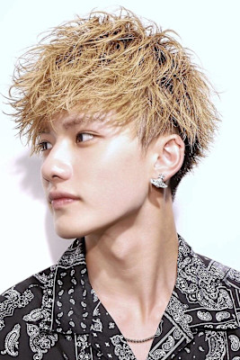 すっきり束感ショートマッシュ