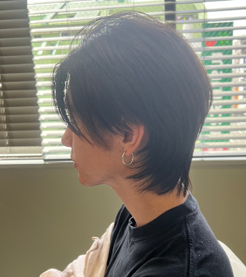 センターパートウルフ