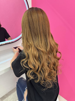 明るめでも品よく！大人きれいめブラウン！