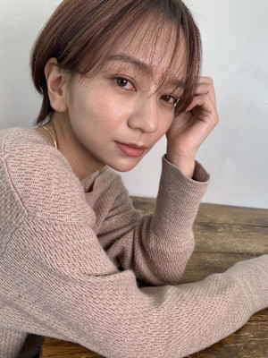 20代　髪質改善 イルミナカラー