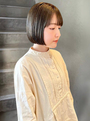 ボブ×グレージュカラー