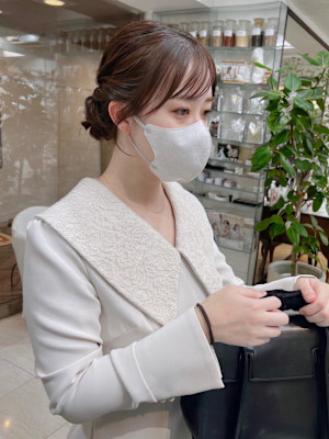 【きれいめシニヨン】